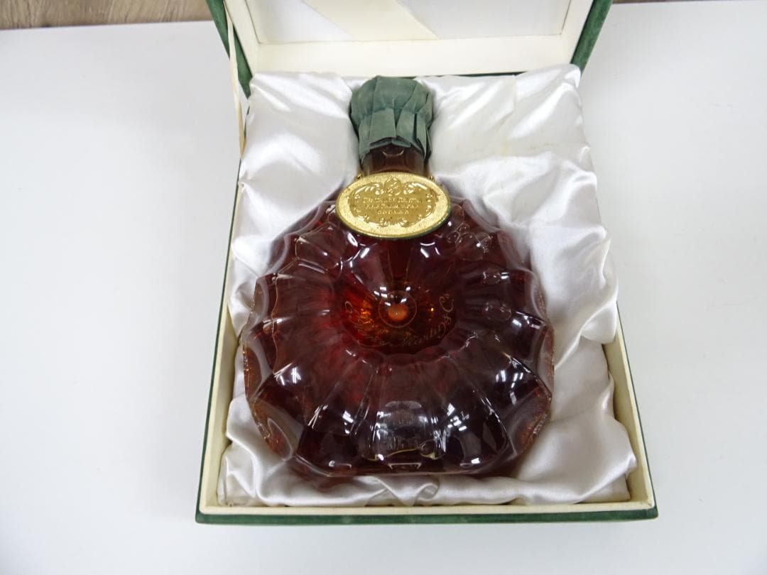 山*田様 宇016 レミーマルタン CENTAURE CRISTAL 700ml