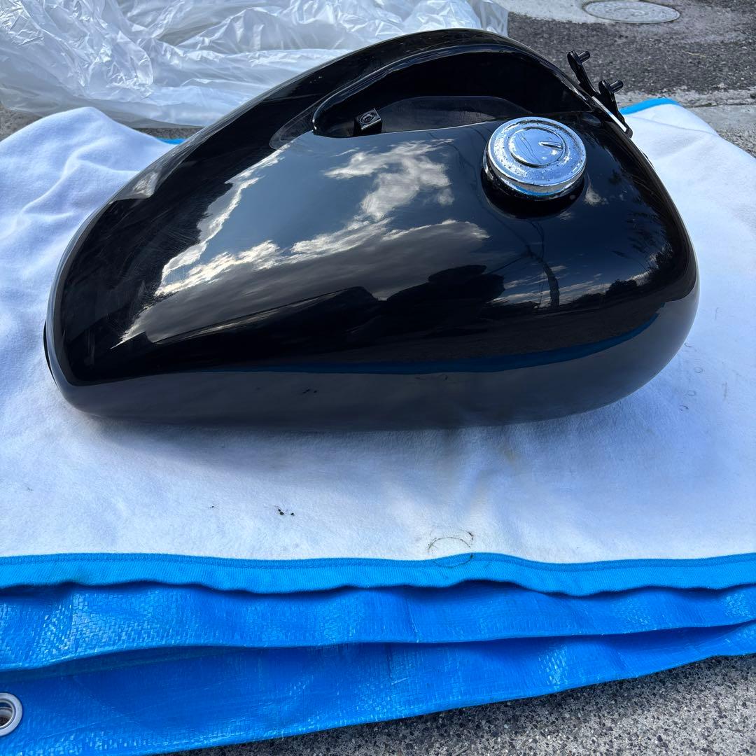 ドラッグスター400 純正タンク　VH01J 黒　美品