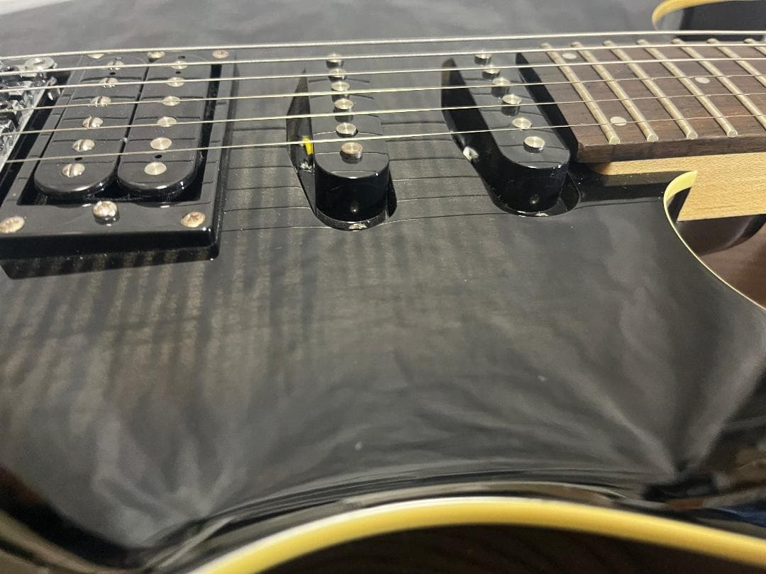 s*n様 Washburn RX25 虎目　シースルーブラック　Floyd Ro