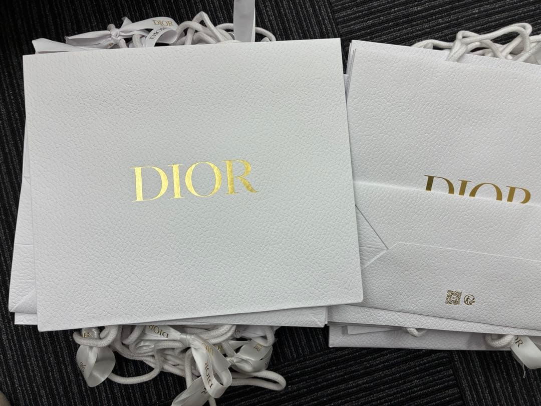 ディオール ショッパー　紙袋　リポン付き　30枚　大サイズ