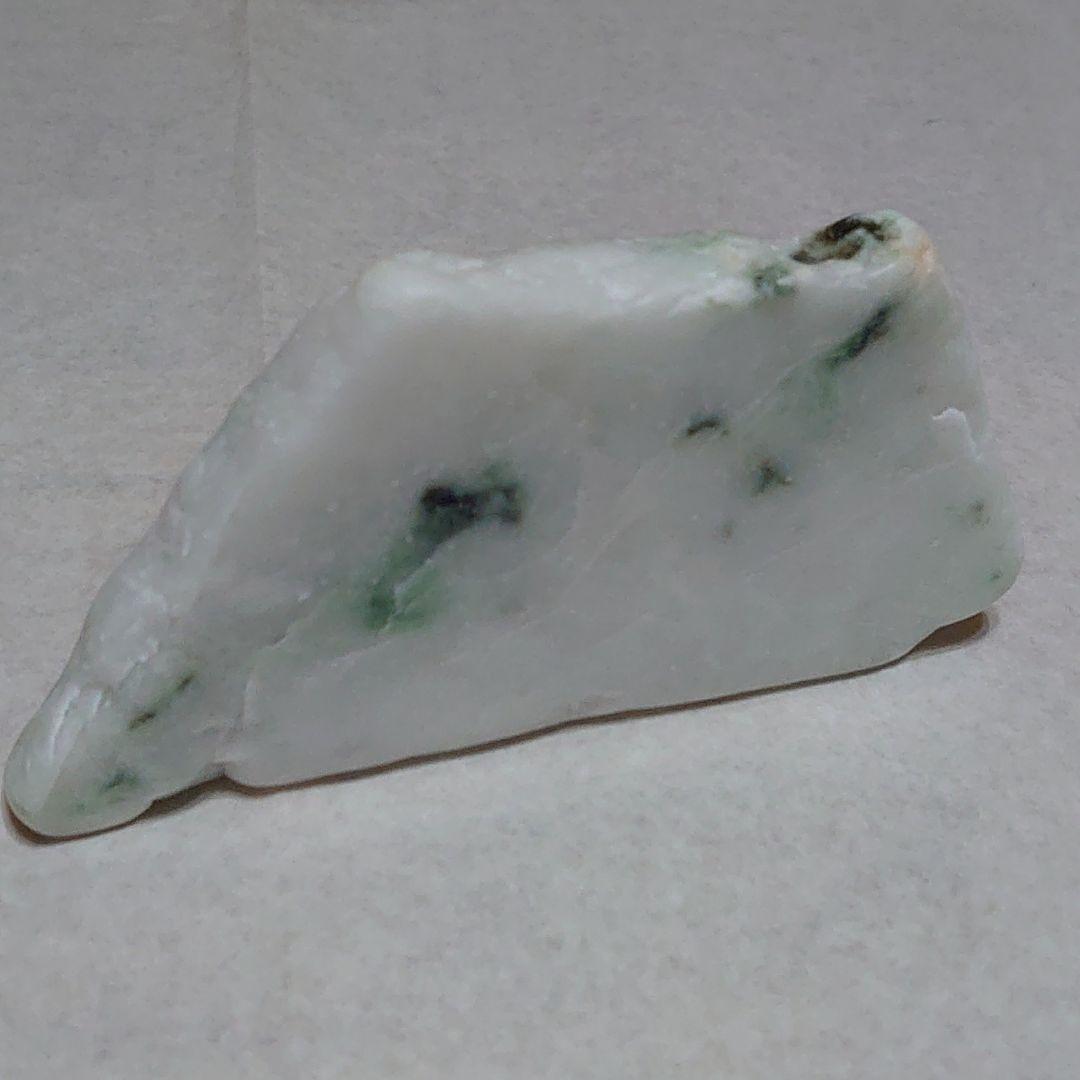 糸魚川　翡翠　原石　ヒスイ　218g