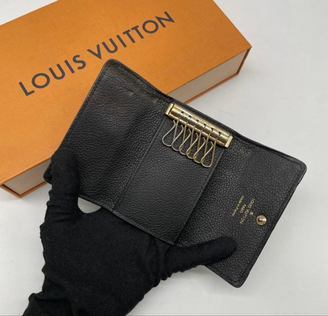 LOUIS VUITTON ブラック レザー キーケース　6月30日まで！！