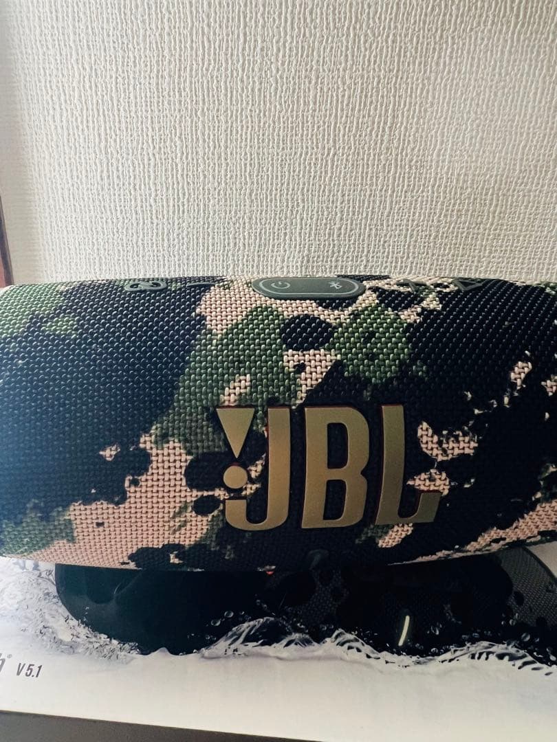 スピーカー・ウーファー JBL Charge 5 camo