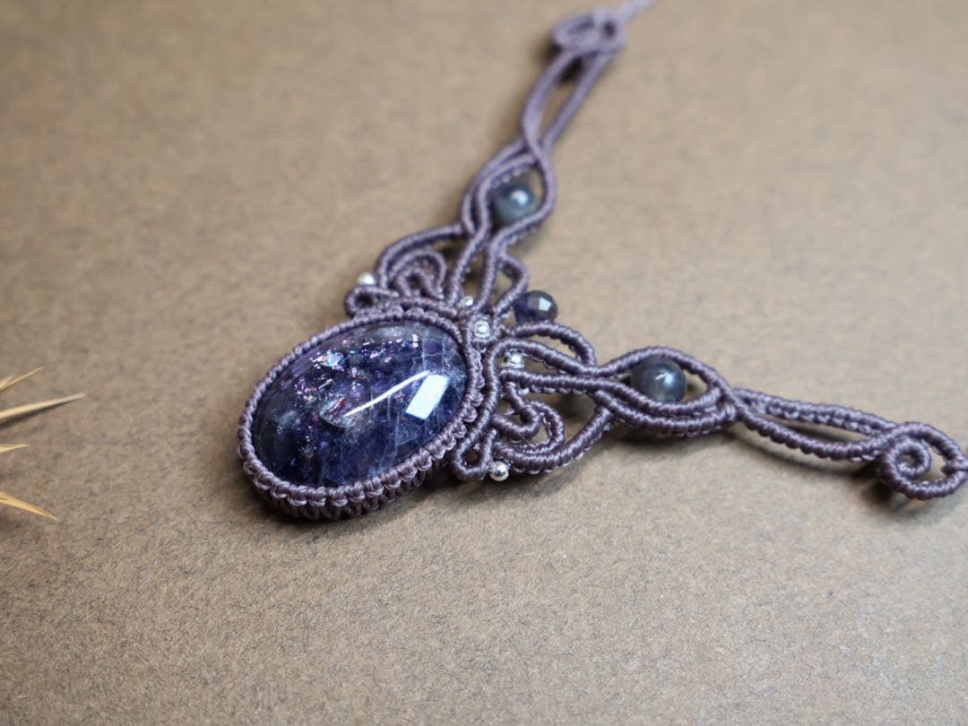 アイオライト　マクラメ　ネックレス