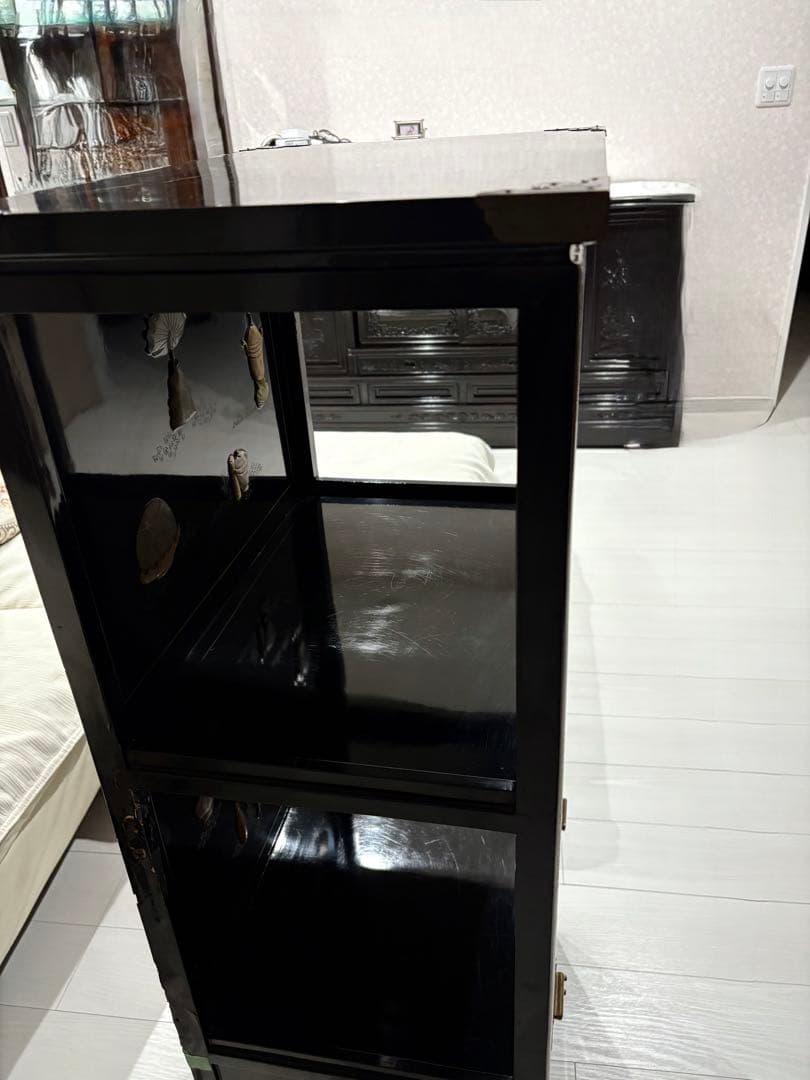 飾り棚 和製ビンテージ 花梨 カリン材 螺鈿 ラデン 象嵌 美しい 茶棚