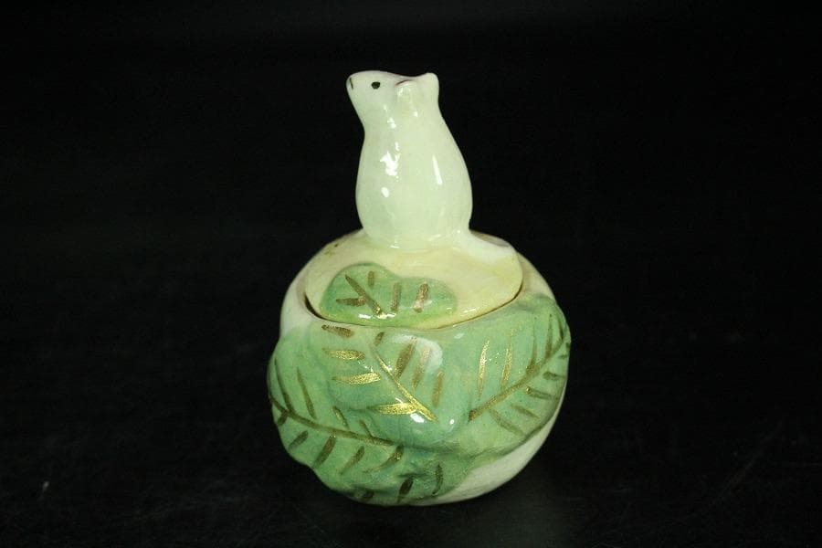 茶道具 楽入作 大根鼠 香合 共箱 未使用(K-LC857)