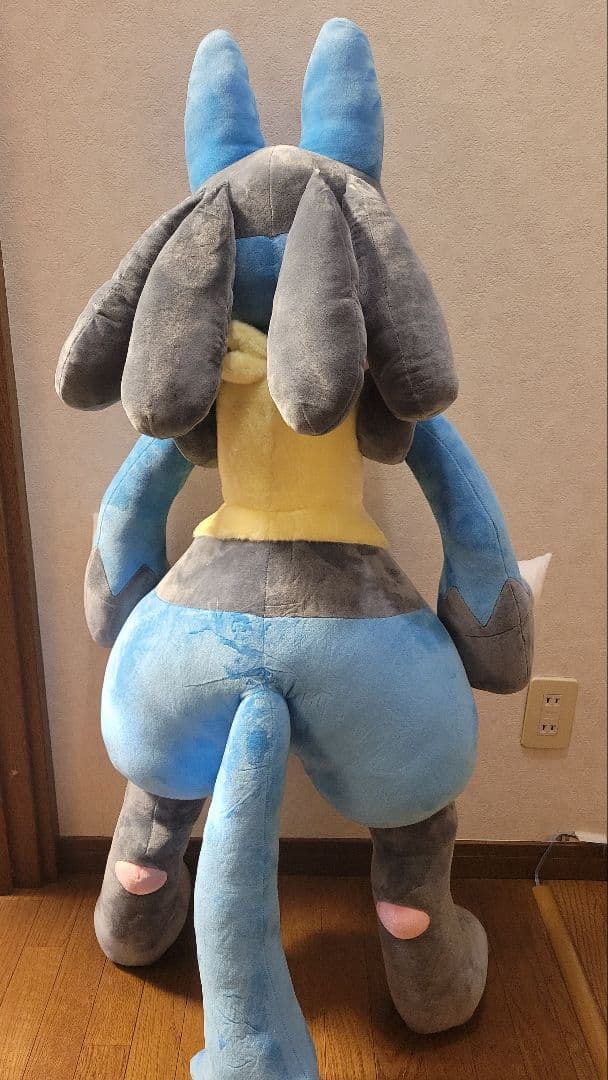 等身大ルカリオぬいぐるみ