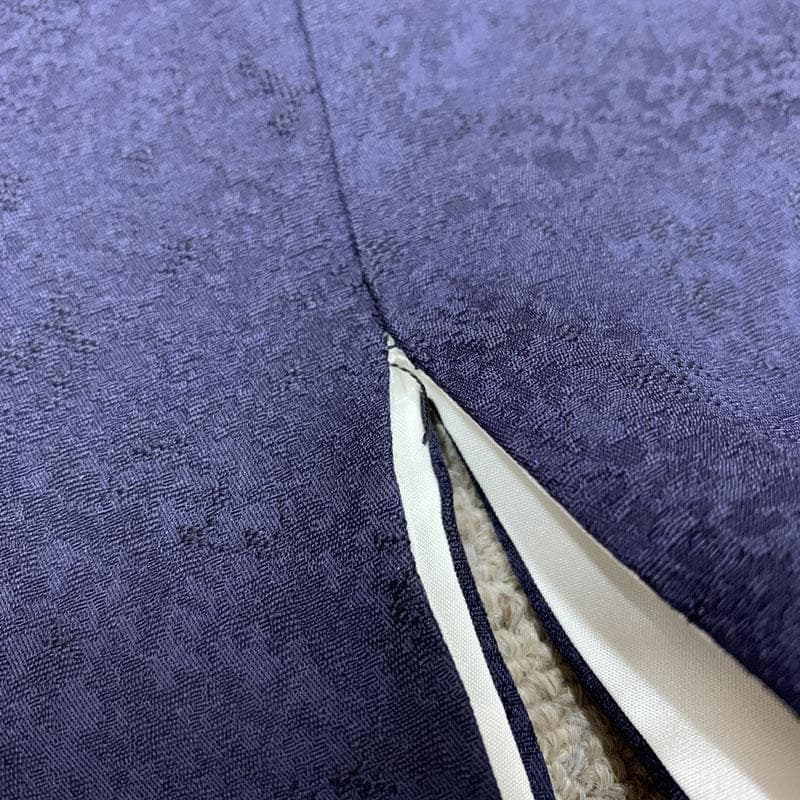 507z34☆振袖 高身長な方に 古典柄 金駒刺繍 毬 紺☆美品 成人式 結婚式