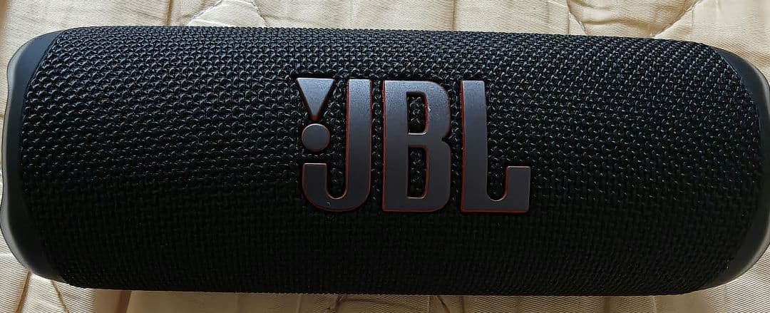 JBL FLIP6 ワイヤレススピーカー　②