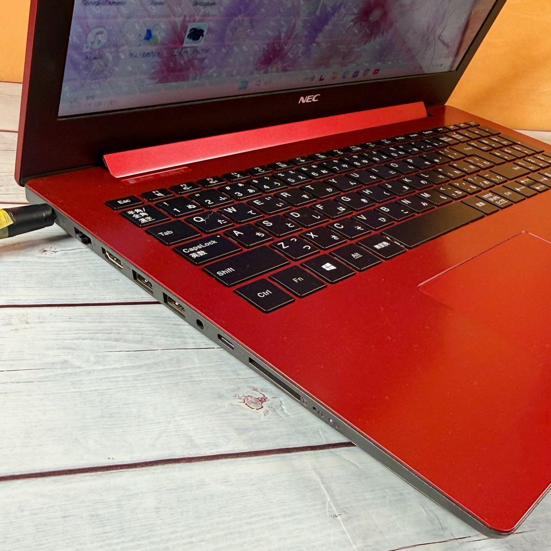 大人レッド❤️薄型ノートPC❤️Core i3❤️8GB❤️SSD❤️Windows 11