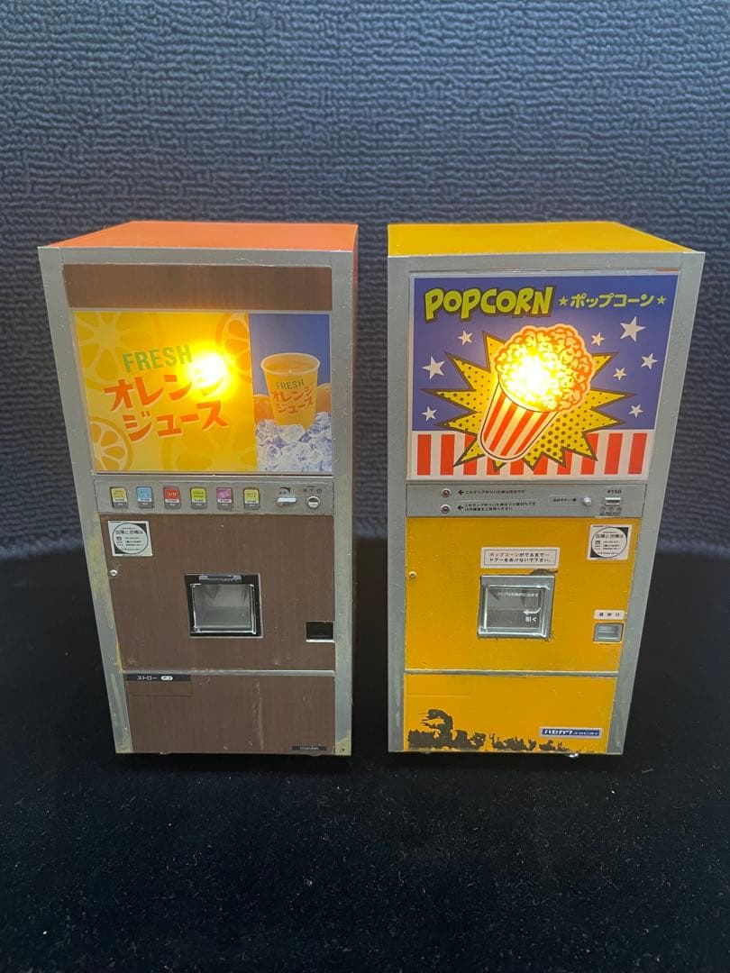 ハセガワ 1/12 レトロ自販機 オレンジジュース ポップコーン