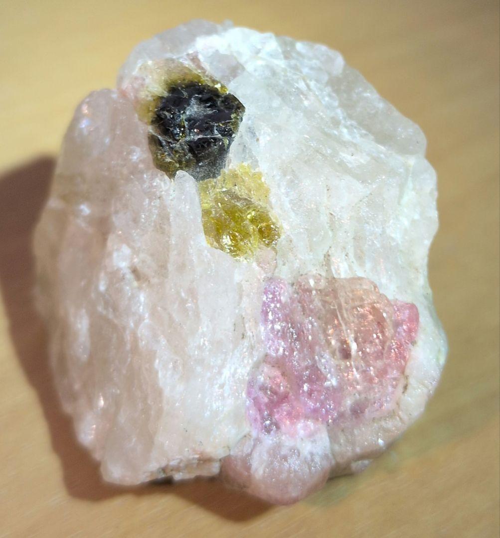 ミャンマー産 ルーべライト トルマリン　宝石鉱物標本