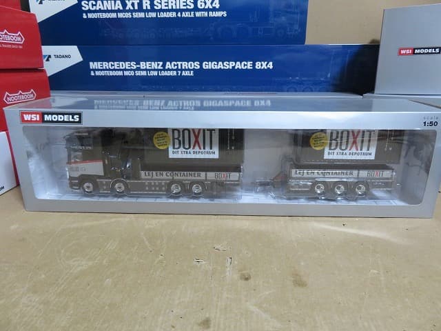 WSI 1/50 SCANIA コンテナ+ Palfinger