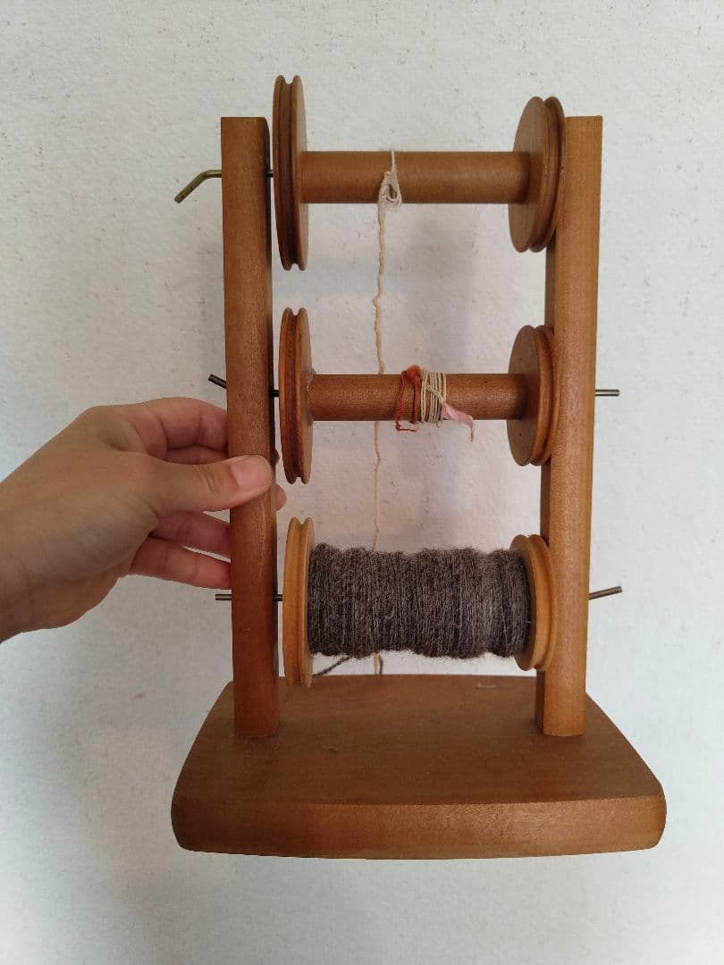 糸紡ぎ機　糸車(ボビン台、ボビン、糸かせ、説明書つき)