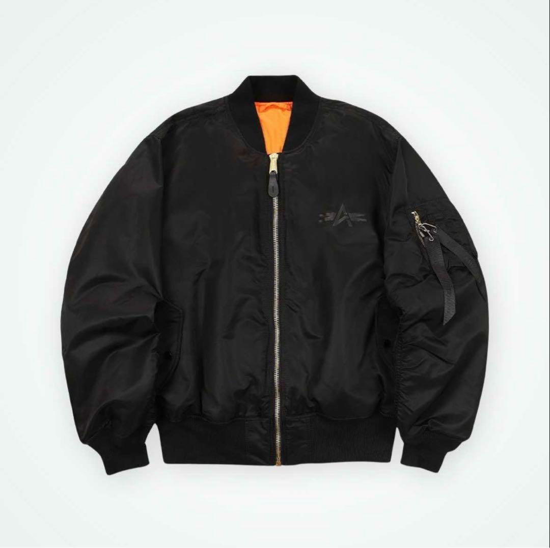 LE SSERAFIM x Alpha Industries コラボジャケット