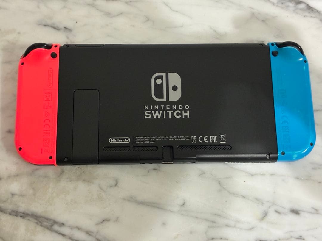 Nintendo Switch 本体【SDカード(32GB),保護フィルム付】