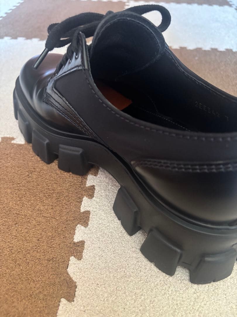 【美品】　PRADA モノリス　レースアップシューズ　プラダ　革靴　ローファー