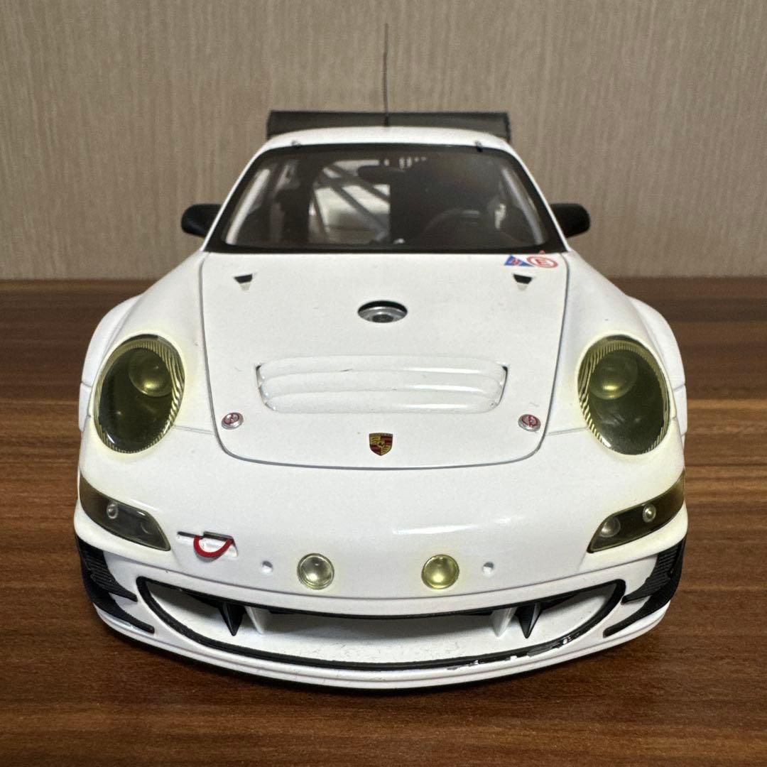 オートアート AUTOart 1/18 ポルシェ911（997） ＧＴ３ＲＳＲ