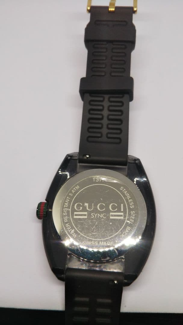 【電池交換済み】GUCCI シンク ブラックラバーベルト 時計