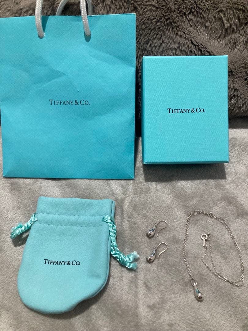【mmm】Tiffany & Co. ティアドロップ　セット
