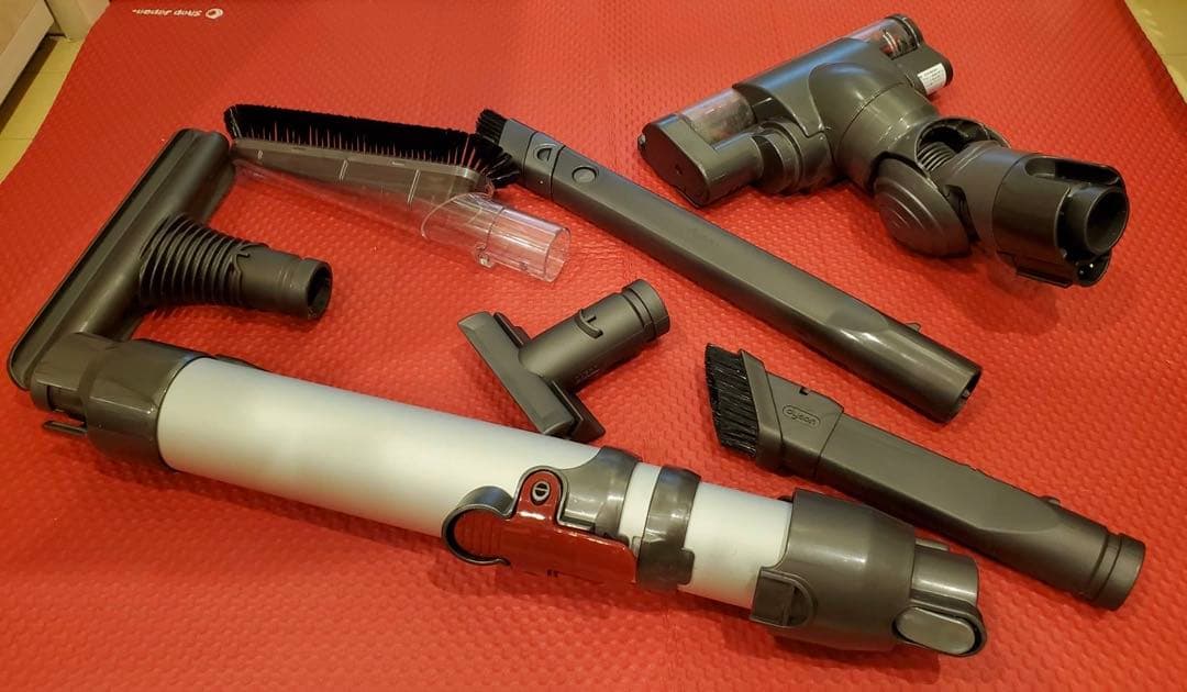 ●ダイソン キャニスター掃除機●dyson DC26