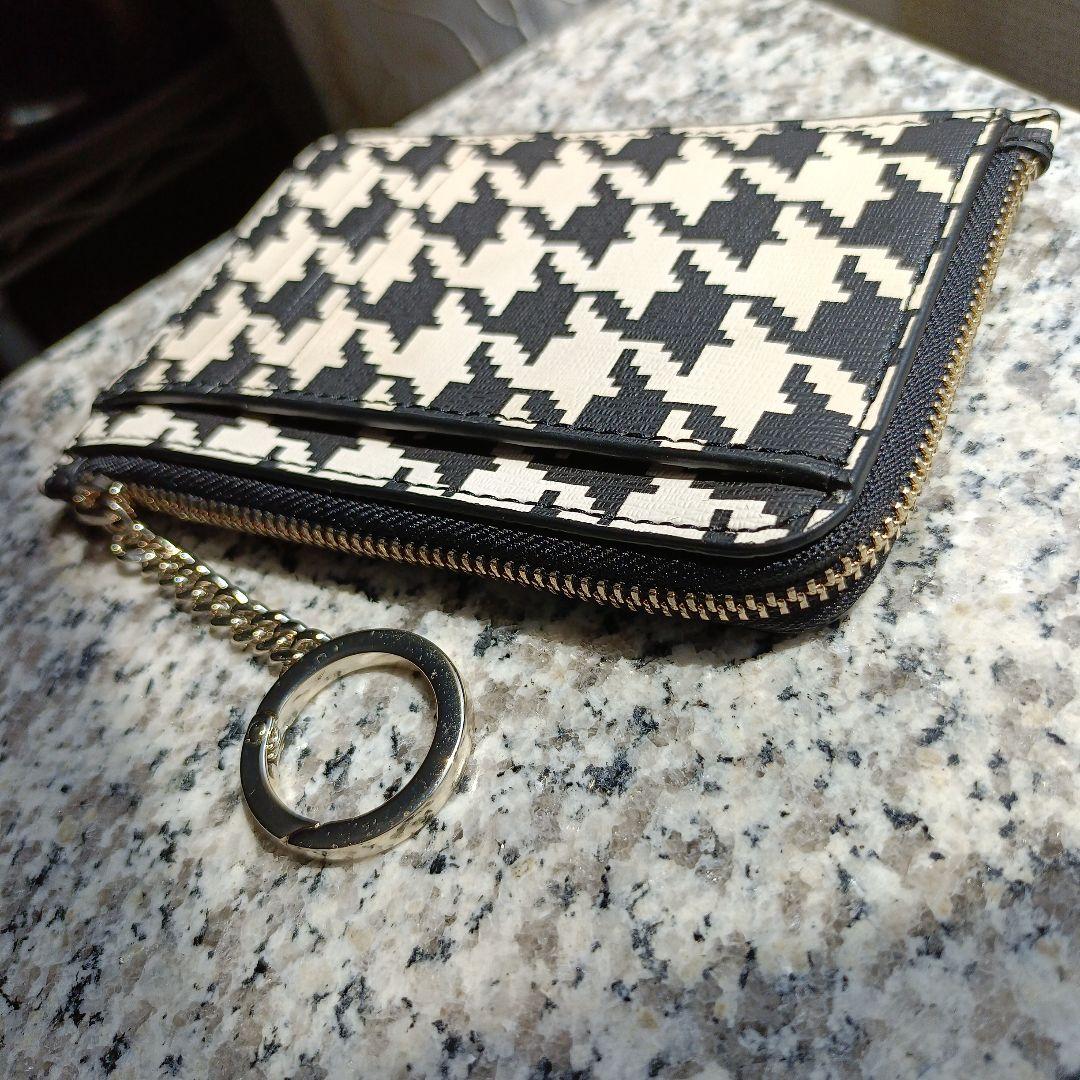 【新品】kate spade　ケイトスペード　ケース　ラウンドファスナー