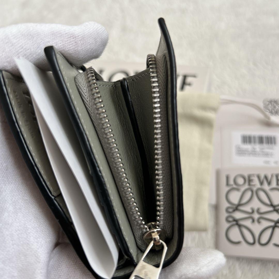 【美品】ロエベ コンパクトジップウォレット　二つ折り財布 LOEWE