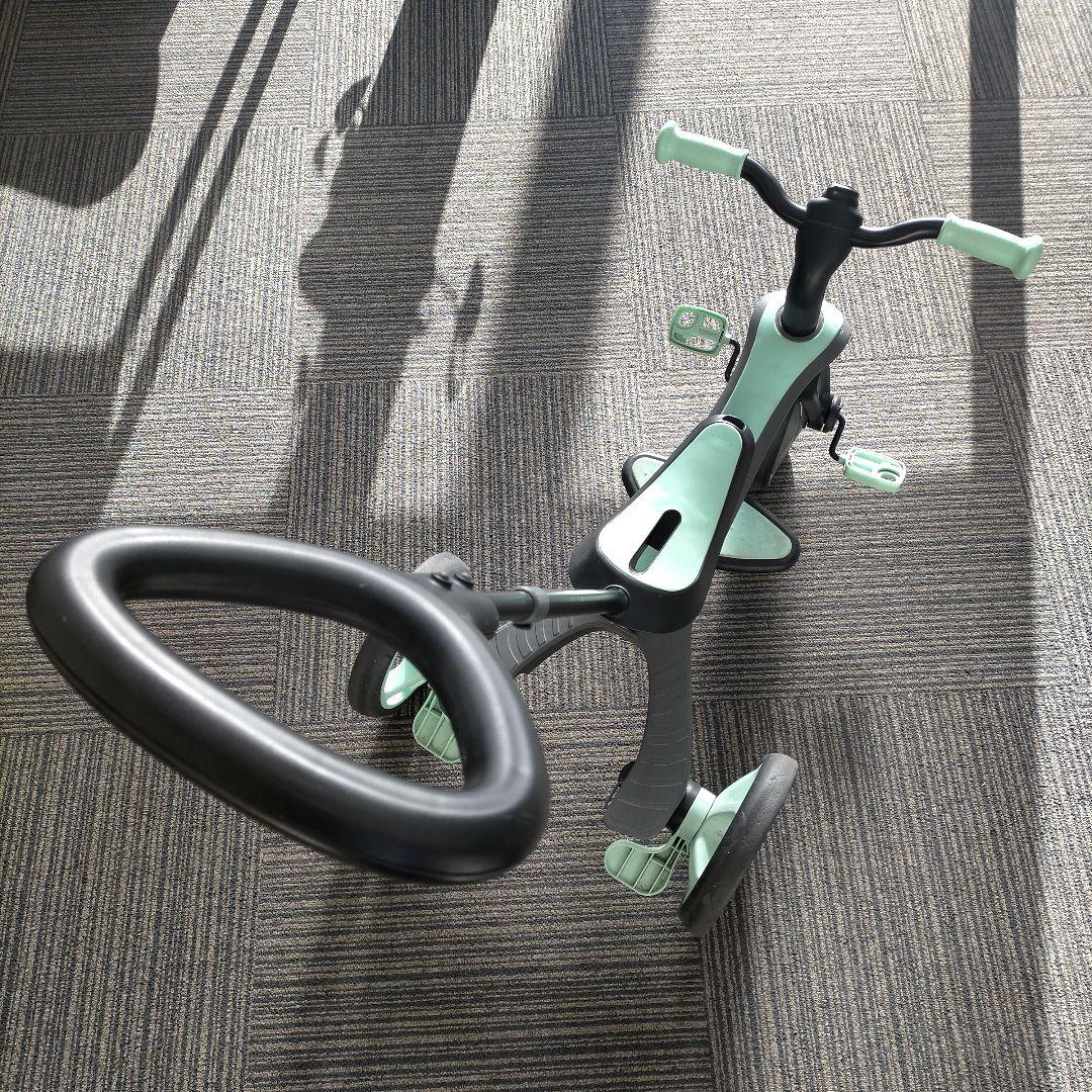 【E】Globber エクスプローラー　三輪車 ブラック・ミント 幼児向け