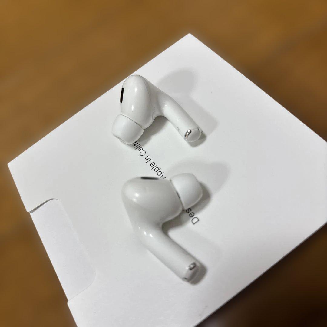 AirPods Pro 2世代 MagSafe充電ケース付き Lightning