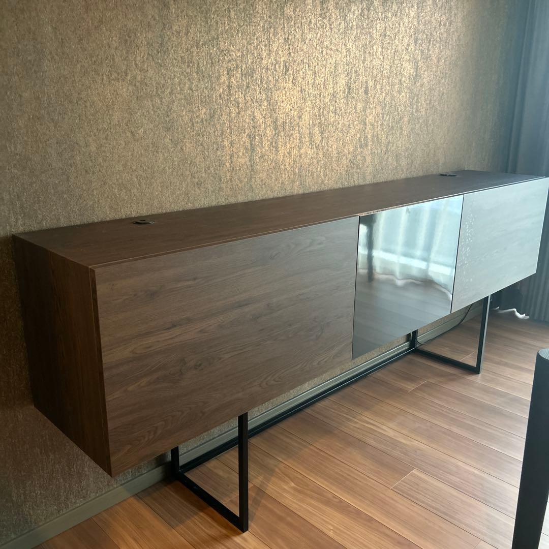 【モデルルーム展示品】木目調テレビボード　サイドボード　モダンスタイル