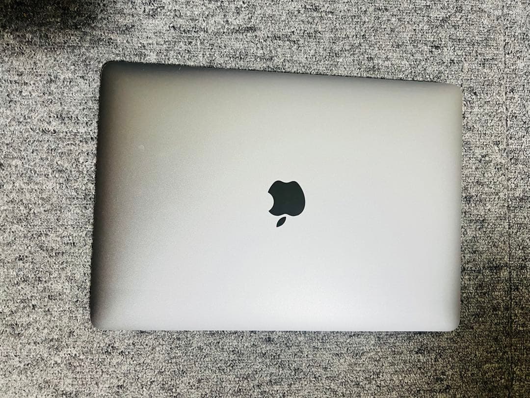 MacBook本体 Macbook Pro M2 2022 8gb 512gb