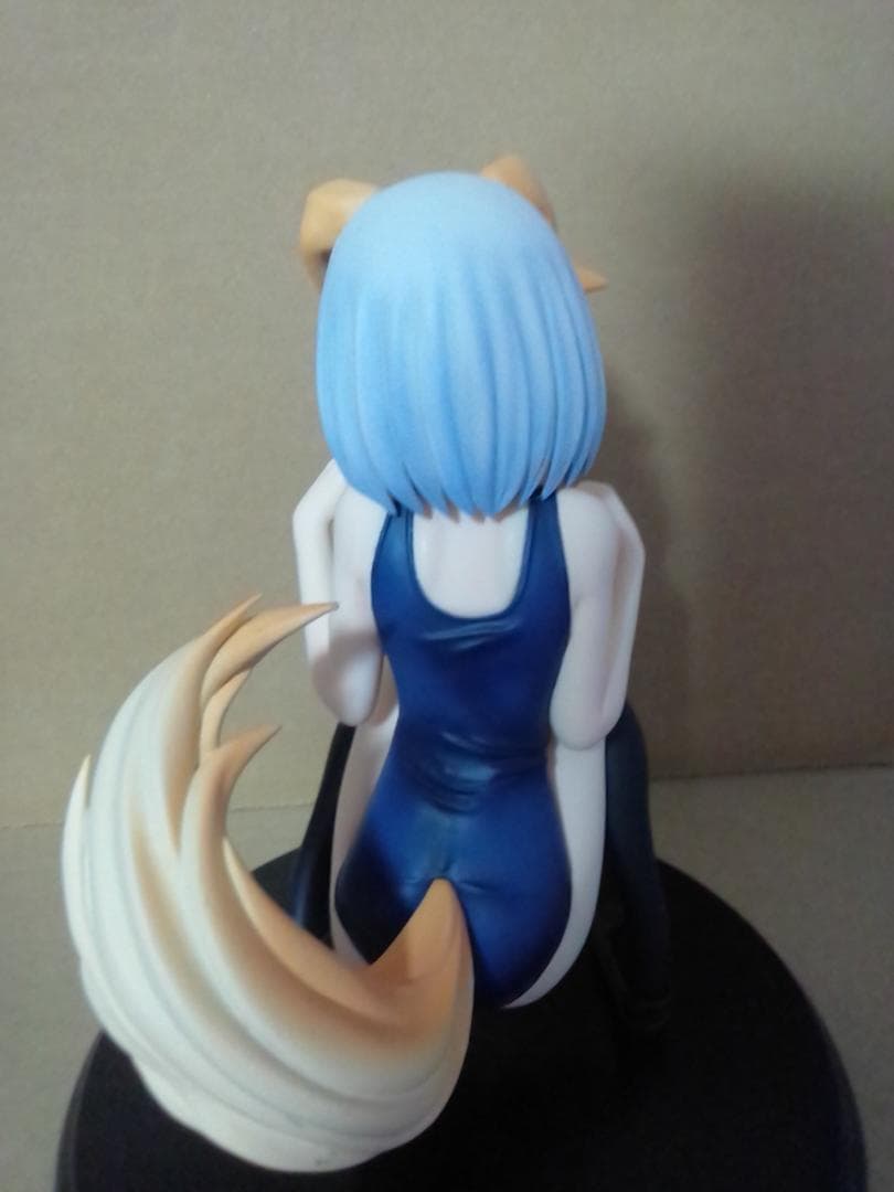 鳶一折紙 フィギュア スク水わんこver.