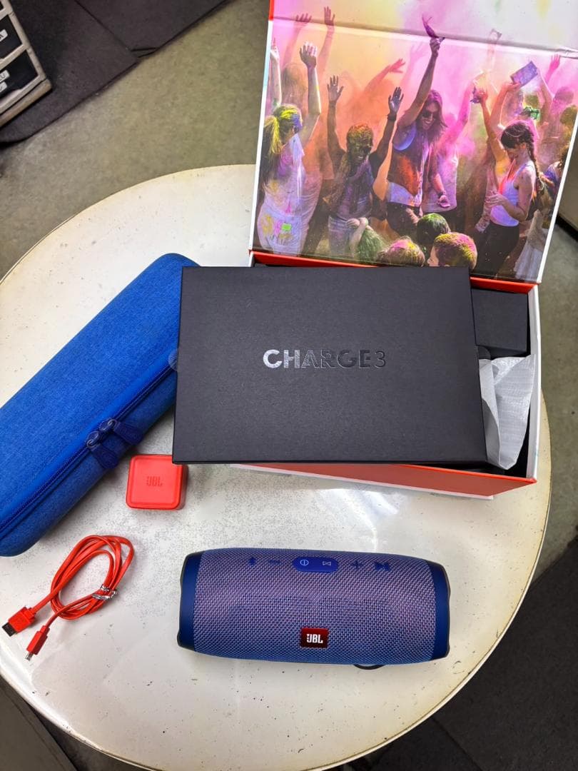 JBL CHARGE3 Bluetoothスピーカー　Blue　ケース付き
