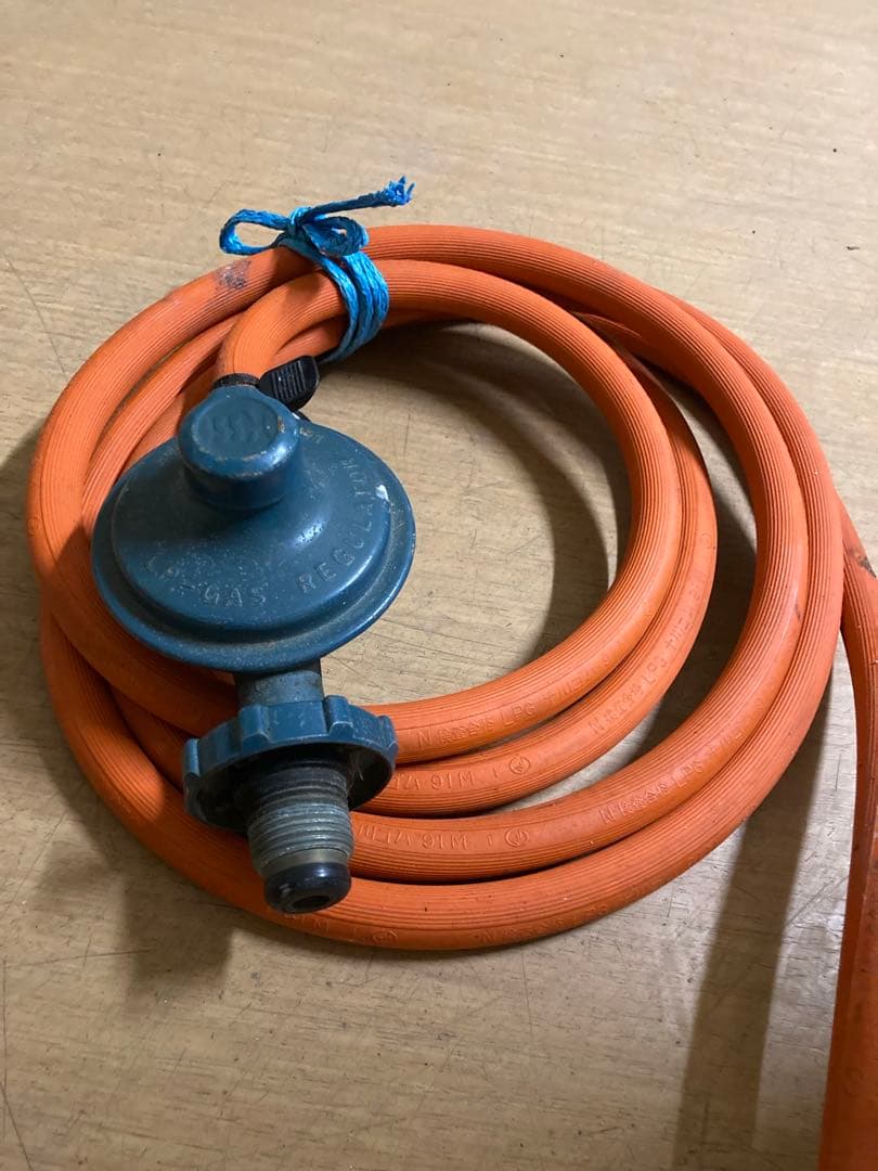 リンナイ R-858 LPガスストーブ 暖房　ヒーター