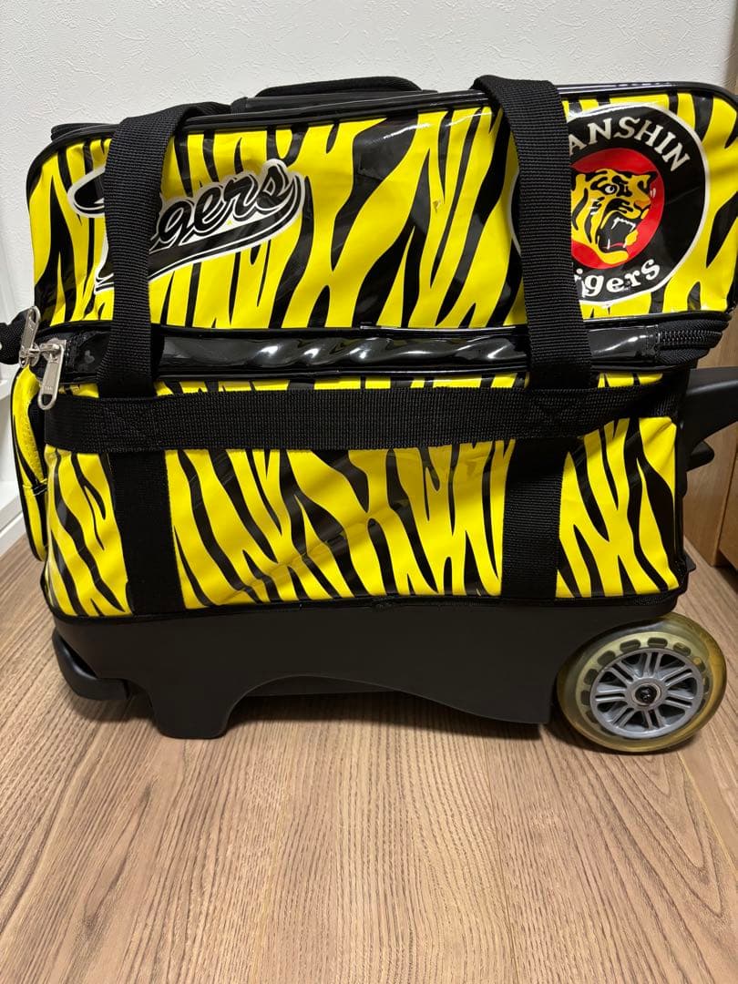 阪神タイガース　Brunswick ボウリングバッグ