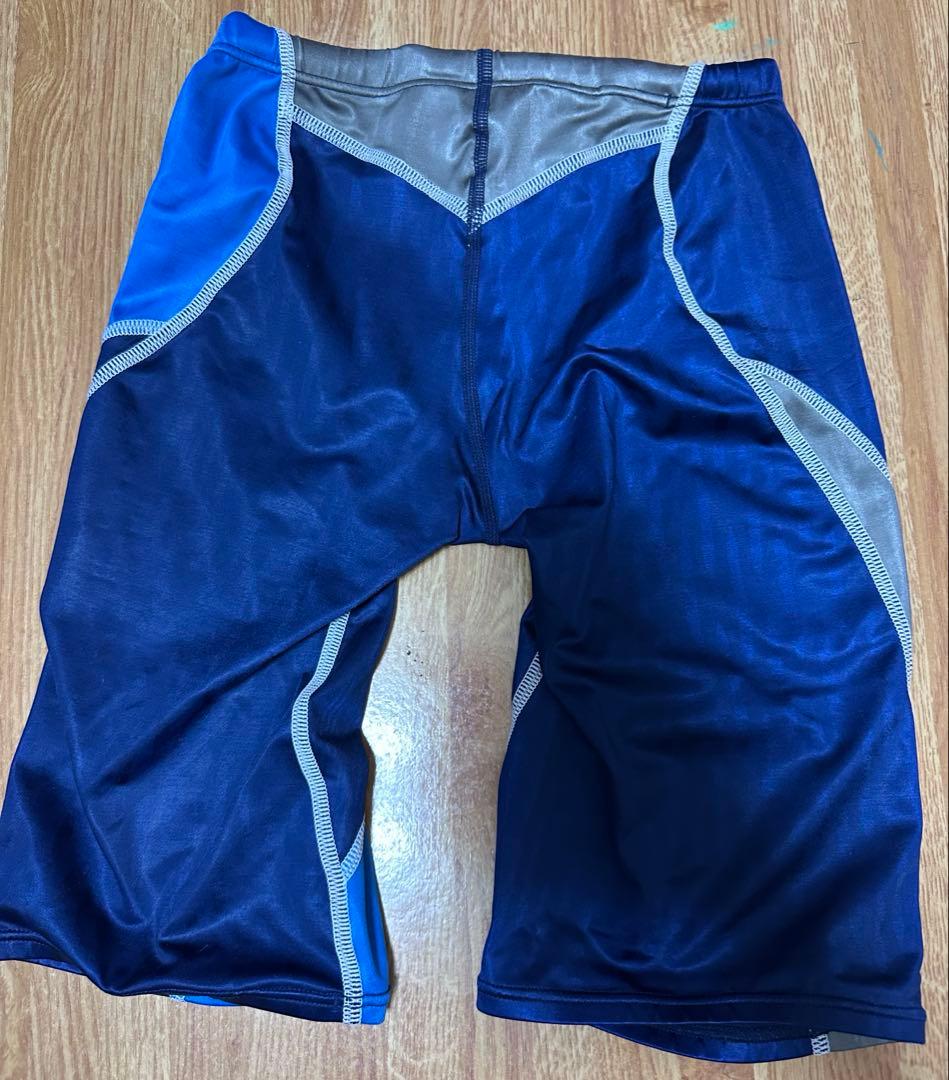 ミズノ　アクセルスーツ　M