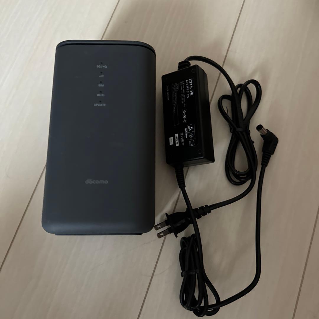 その他 docomo  5G HR02