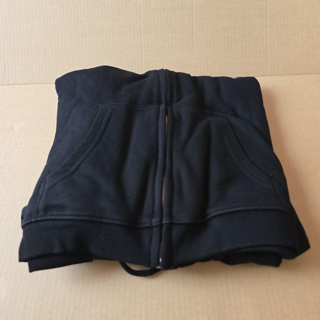 E.YAZAWA　パーカー(ロゴ星)　ブラック/シルバー　L