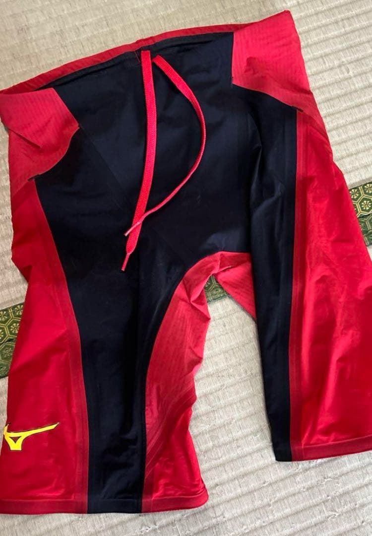 人気ミズノ競泳水着　GX SONIC6 ET レッド　サイズM 美品