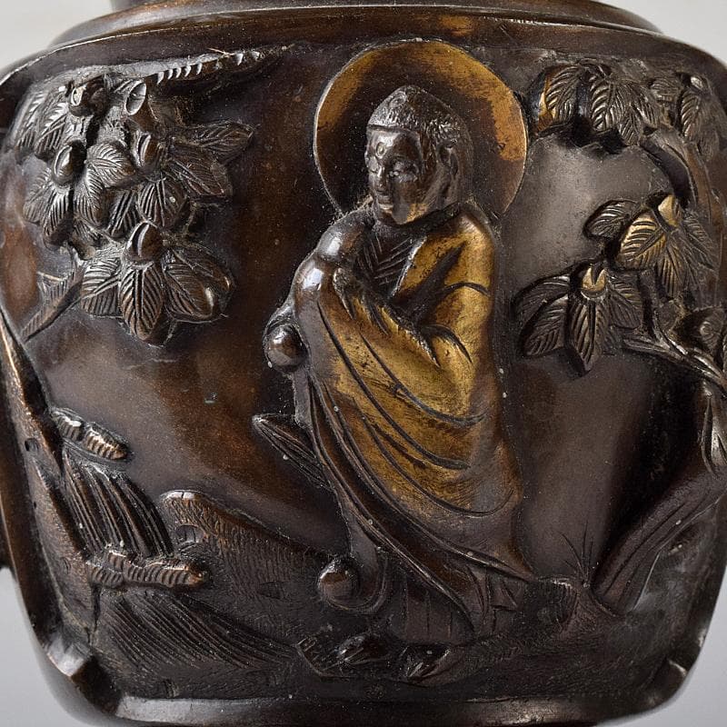 仏教美術　金工師　中尾宗貞制造　古銅　盛上彫　人物刻　花立　仏具　V　R8422