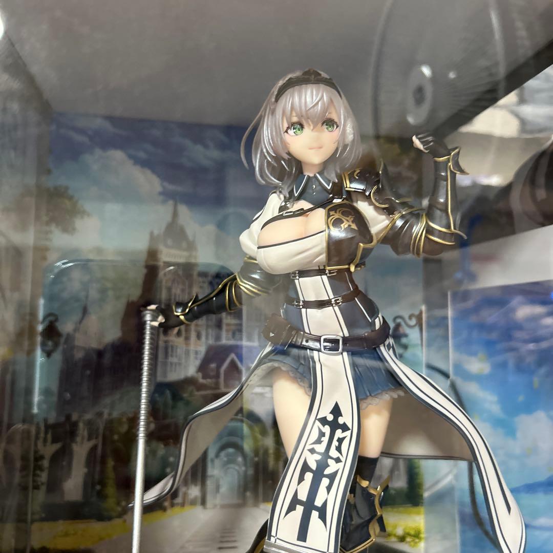 白銀ノエル　フィギアセット　照明付きケース付き　箱有り　おまけ付き