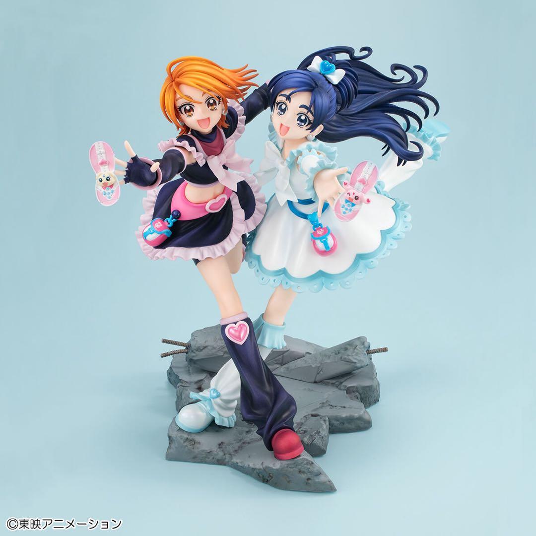 ふたりはプリキュア キュアブラック＆キュアホワイト　Lucrea フィギュア