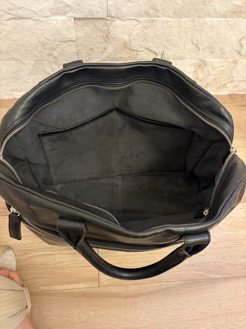 ［超美品］COCOMEISTER ブラックレザー ビジネスバッグ
