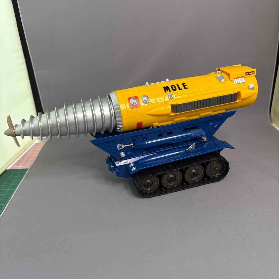 タカラ　サンダーバード　ラジコン　ジェットモグラ