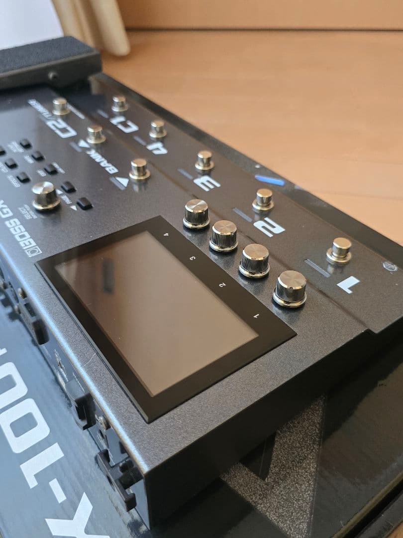 BOSS GX-100 ギターエフェクトプロセッサー