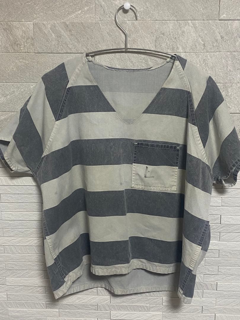 プリズナーシャツ囚人プルオーバーシャツVネックボーダー柄