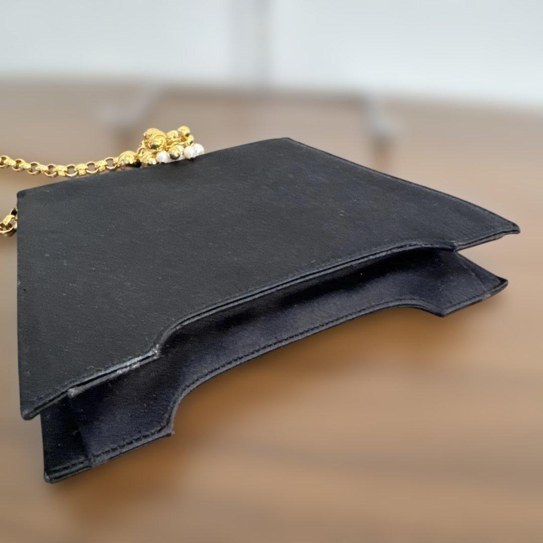 フェラガモ　パーティーバッグ　チェーンバッグ　ショルダーバッグ 正規品