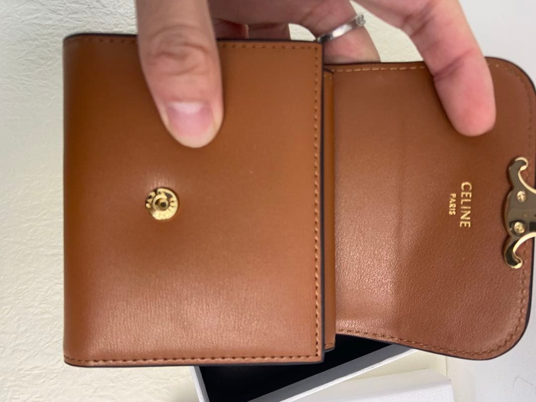 美品✨送料込み CELINE セリーヌ　ブラウン 三つ折り財布