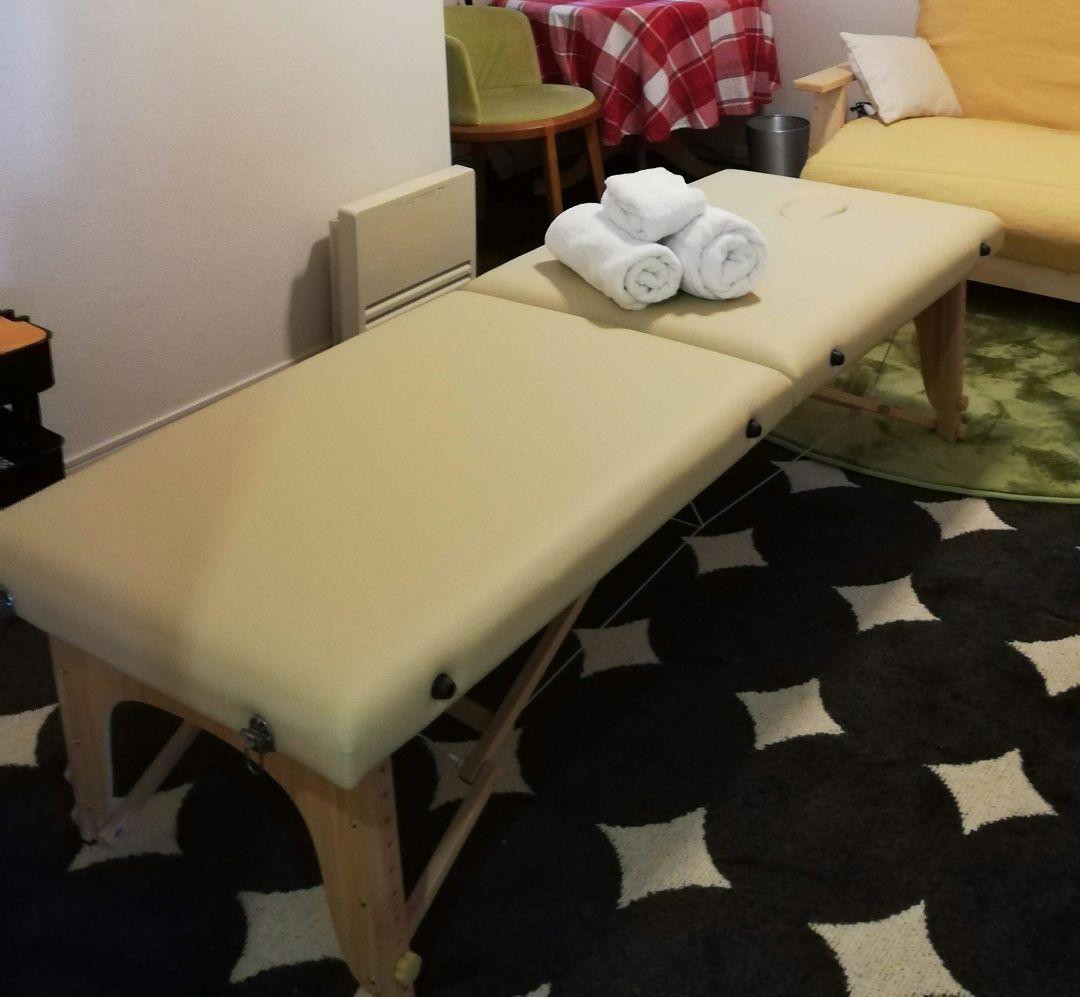 NON　折りたたみ式マッサージベッド ベージュ
