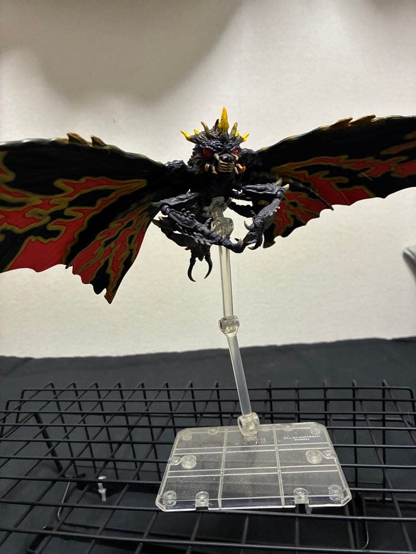 バトラ(成虫) & バトラ (幼虫) モンスターアーツ